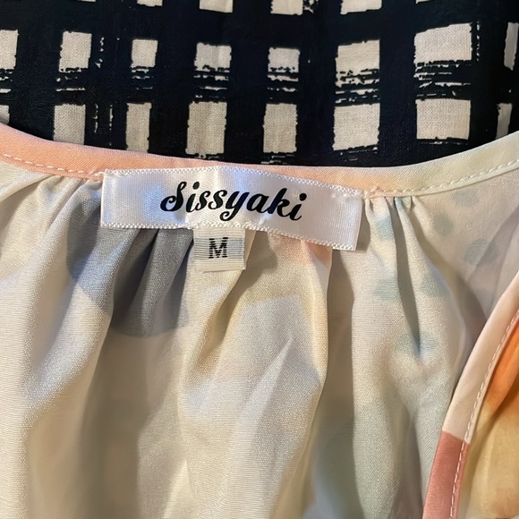 Sissyaki Deep V 3/4 Sleeve Boho Dress Size Medium - Picture 5 of 17